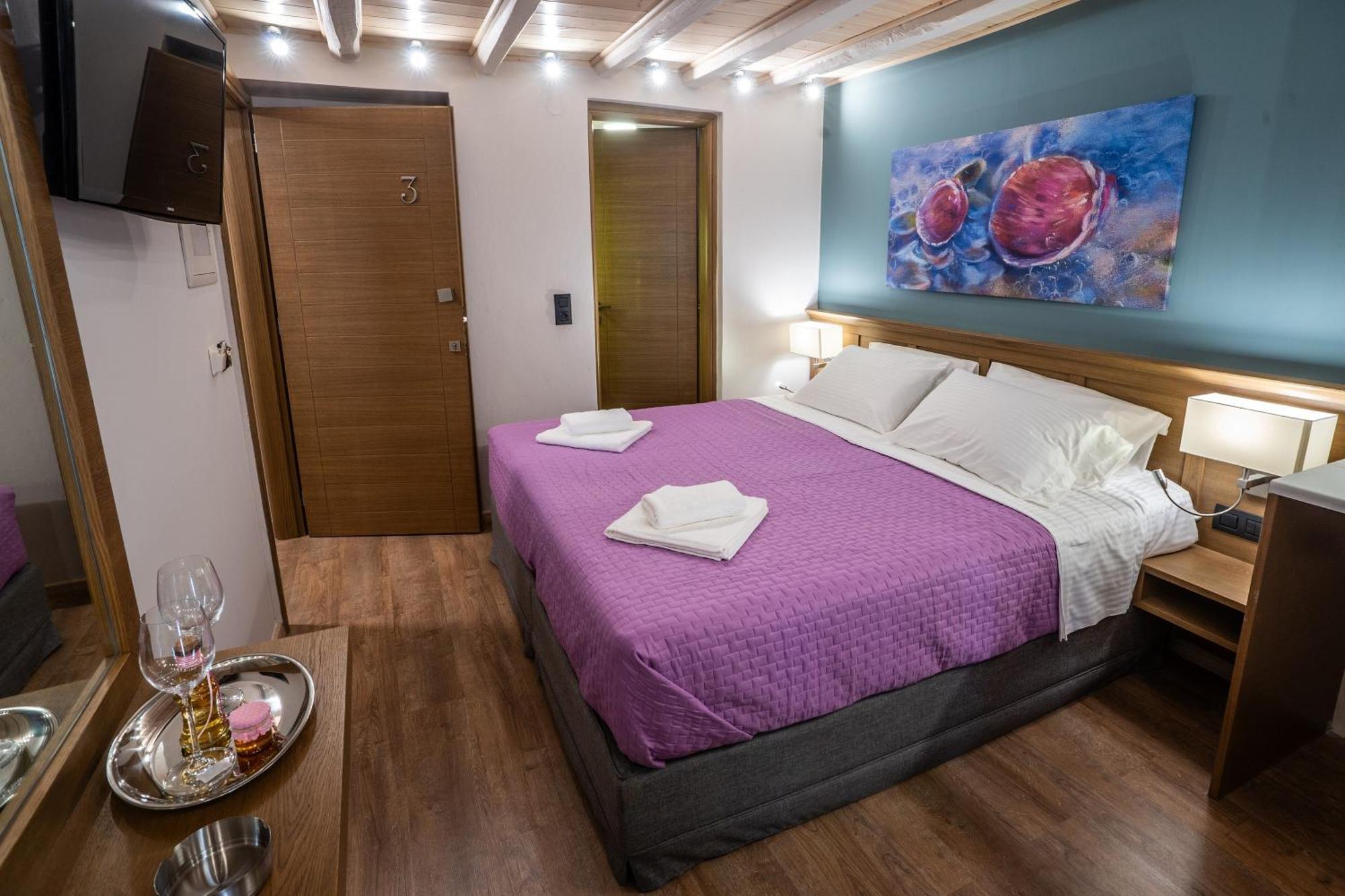 11City Rooms Chania  Bagian luar foto