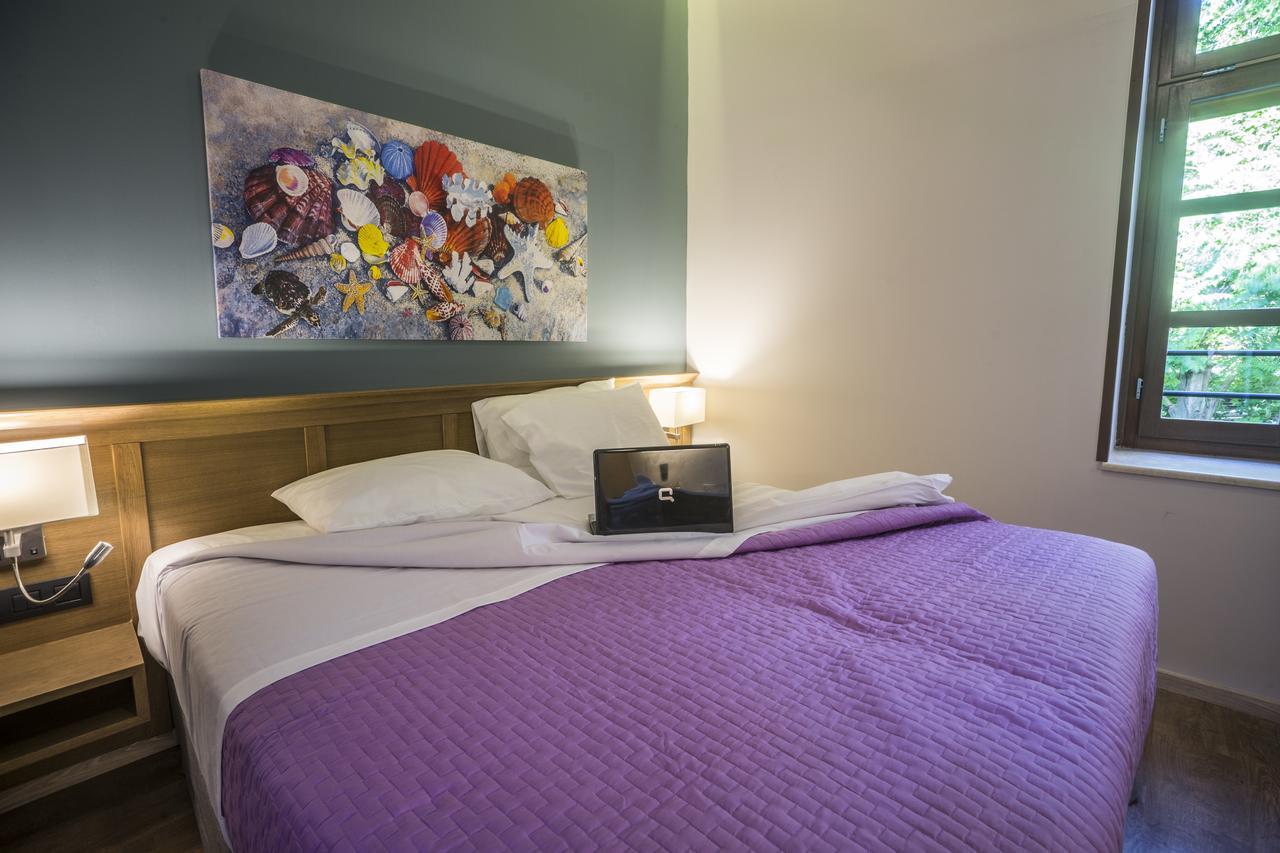 11City Rooms Chania  Bagian luar foto