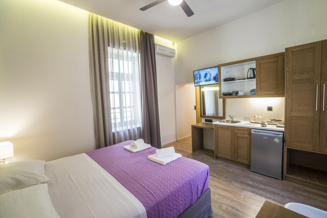 11City Rooms Chania  Bagian luar foto