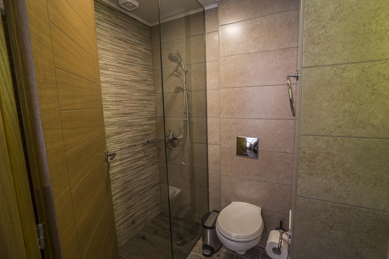 11City Rooms Chania  Bagian luar foto