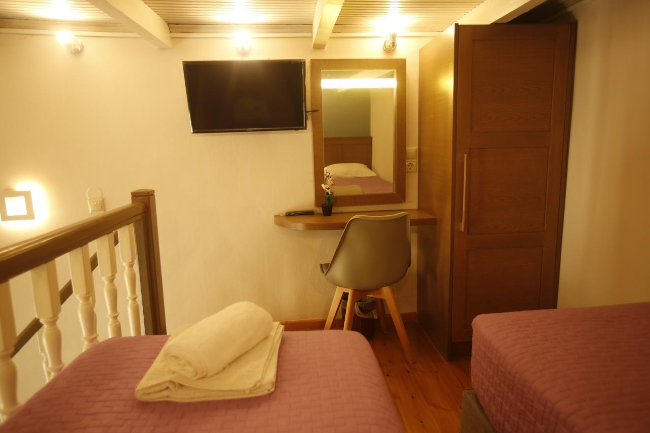 11City Rooms Chania  Bagian luar foto